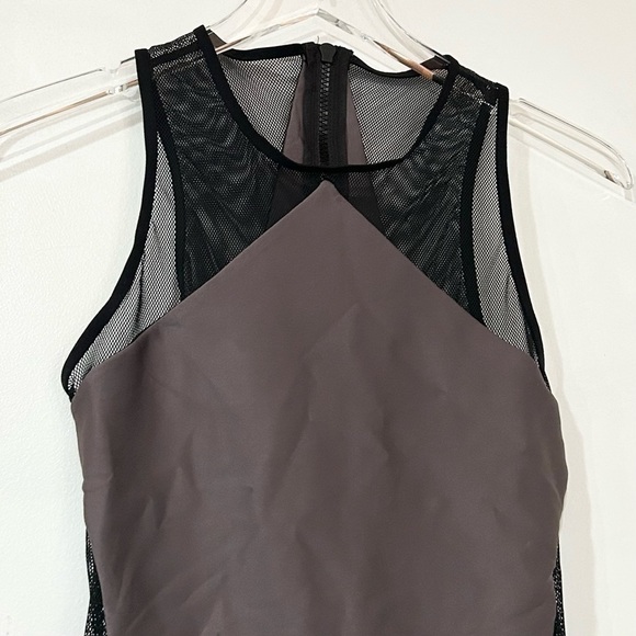 NEW‎ Ultracor High Tide Mesh One-Piece Swimsuit in Taupe M - Picture 5 of 8